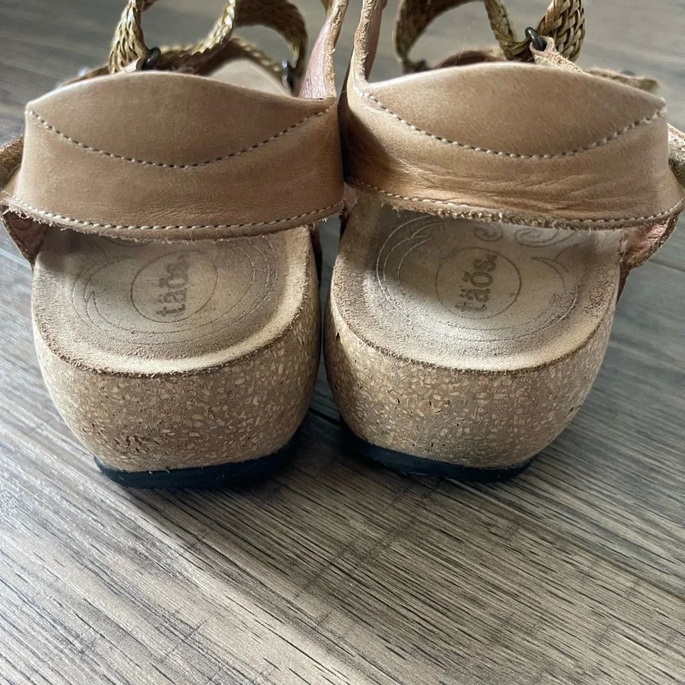 Tan adjustable Velcro strap Taos Trulie sandals - Picture 3 of 8